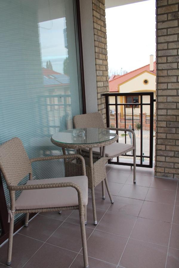 Apartment Anno Дунайска-Стреда Экстерьер фото